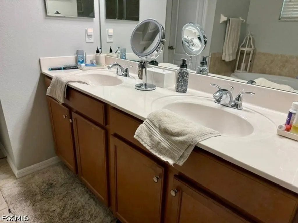 3300 Hampton Boulevard Alva FL 33920