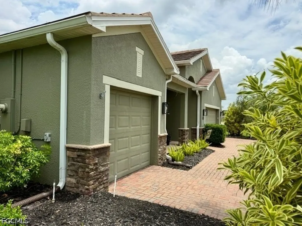 3300 Hampton Boulevard Alva FL 33920