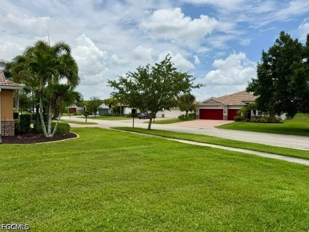 3300 Hampton Boulevard Alva FL 33920