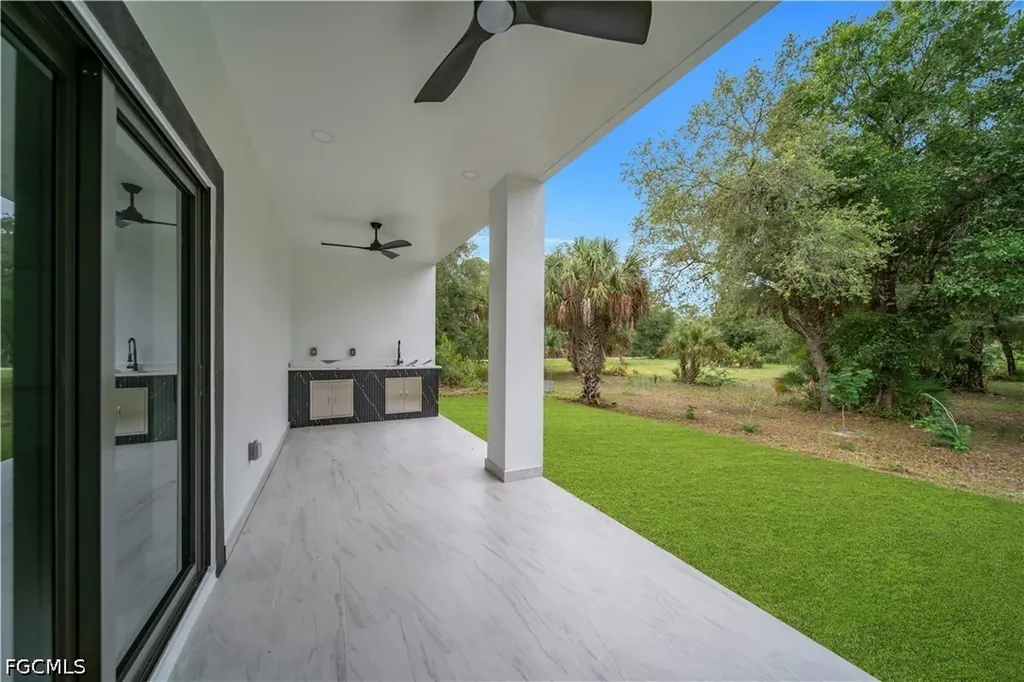 3304 E 15th Street Lehigh Acres FL 33972