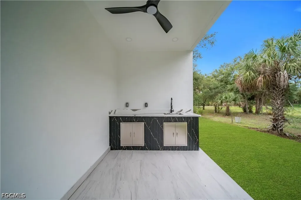 3304 E 15th Street Lehigh Acres FL 33972
