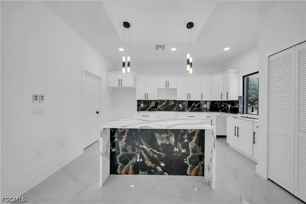 3304 E 15th Street Lehigh Acres FL 33972