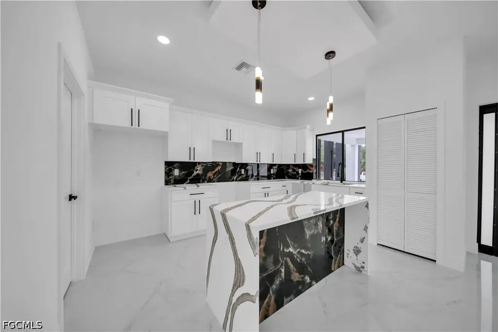 3304 E 15th Street Lehigh Acres FL 33972