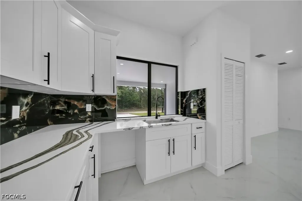 3304 E 15th Street Lehigh Acres FL 33972