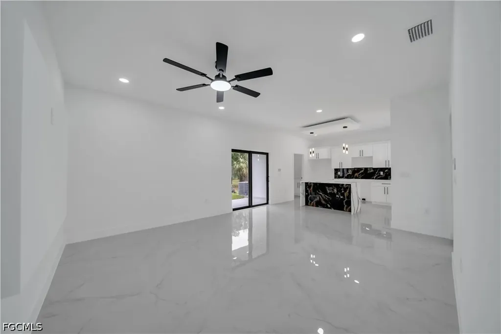 3304 E 15th Street Lehigh Acres FL 33972