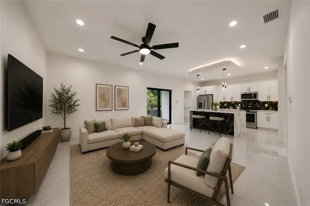 3304 E 15th Street Lehigh Acres FL 33972