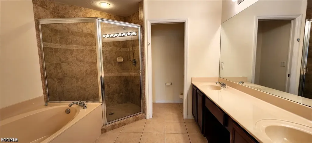 3345 Dandolo Circle Cape Coral FL 33909