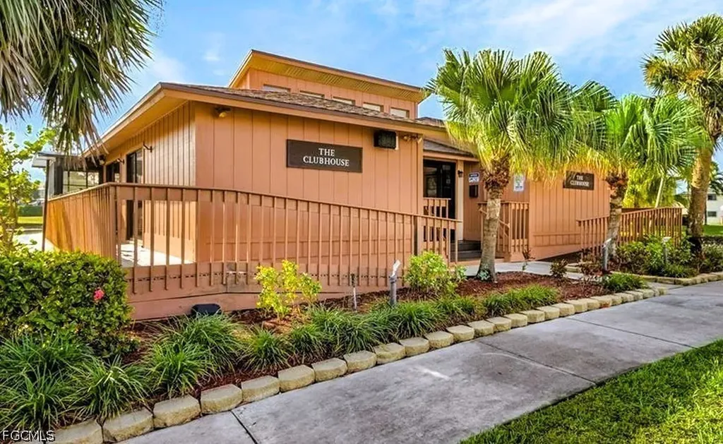 17426 Birchwood Lane Fort Myers FL 33908