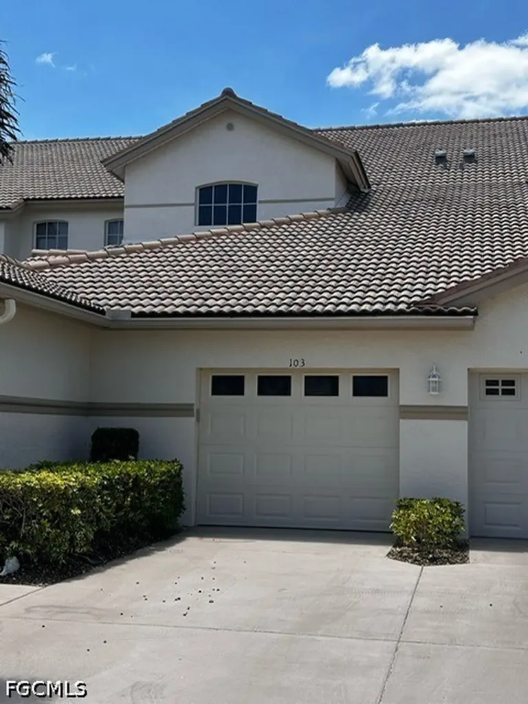 9241 Bayberry Bend Fort Myers FL 33908