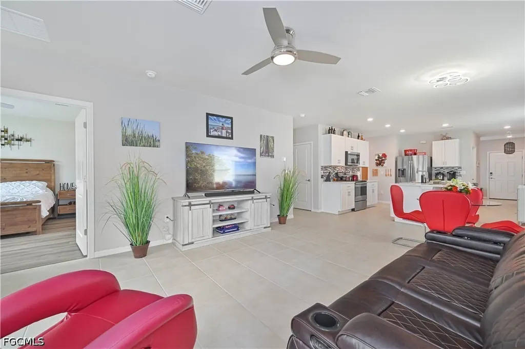 8817 Swell Brooks Court North Fort Myers FL 33917