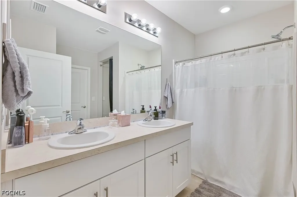 8817 Swell Brooks Court North Fort Myers FL 33917