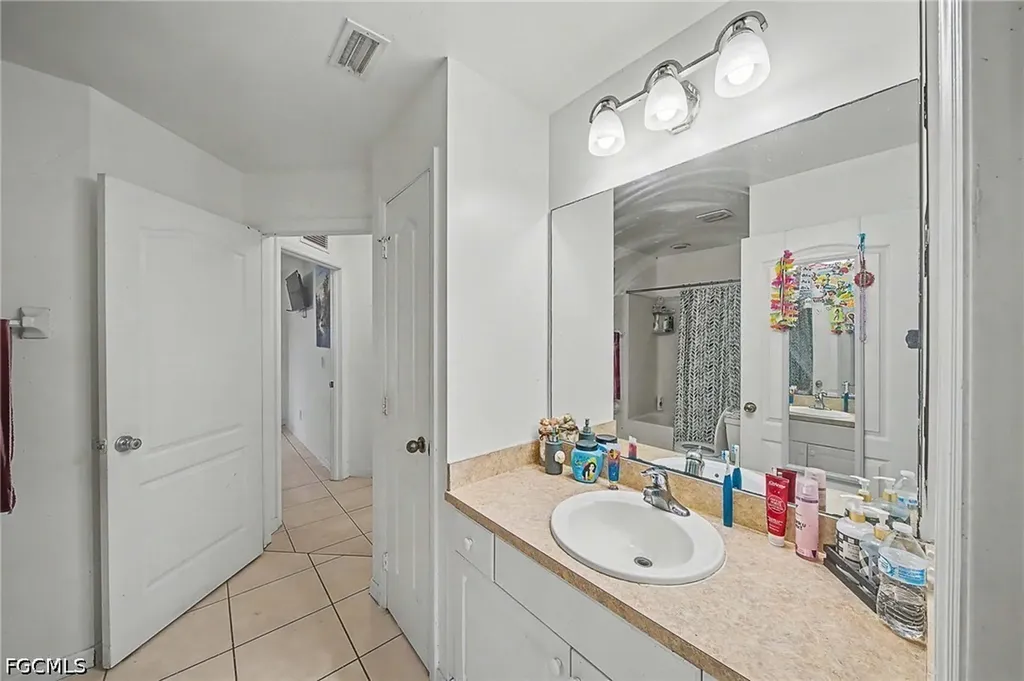 2900 42nd Street W Lehigh Acres FL 33971
