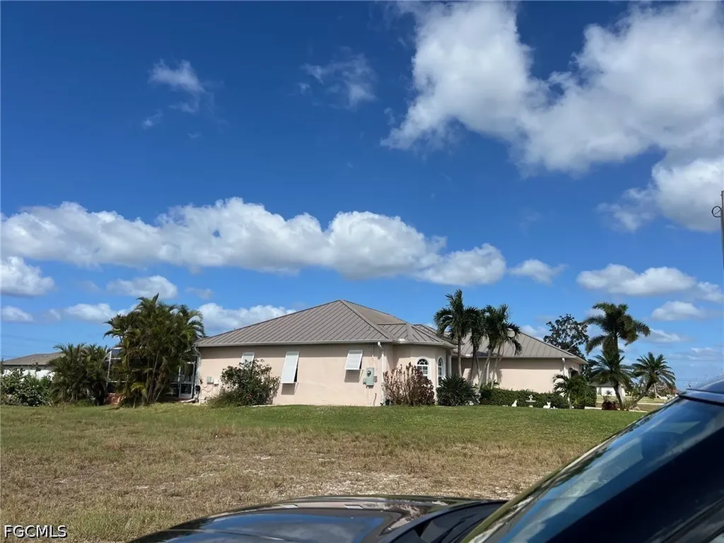 722 NW 39th Avenue Cape Coral FL 33993