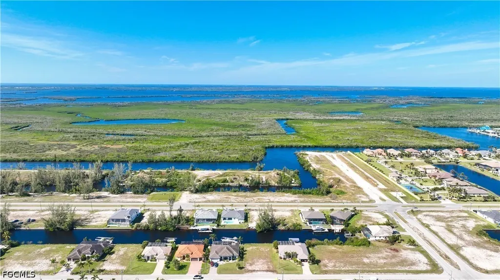 722 NW 39th Avenue Cape Coral FL 33993