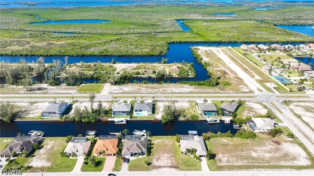 722 NW 39th Avenue Cape Coral FL 33993