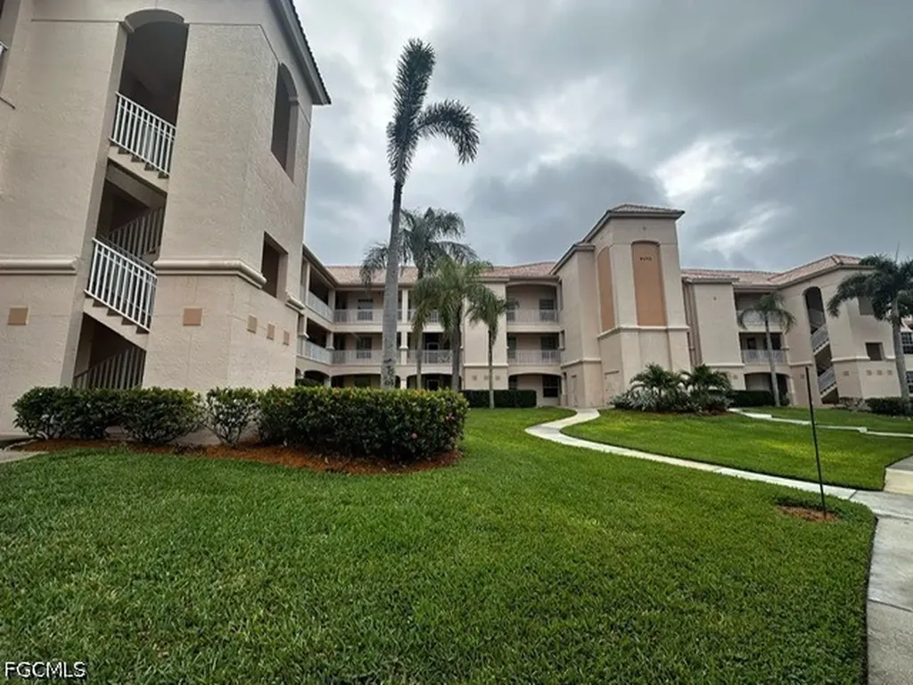 9170 Southmont Cove Fort Myers FL 33908