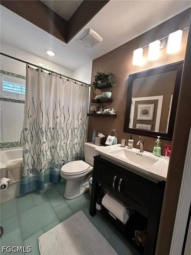 9170 Southmont Cove Fort Myers FL 33908