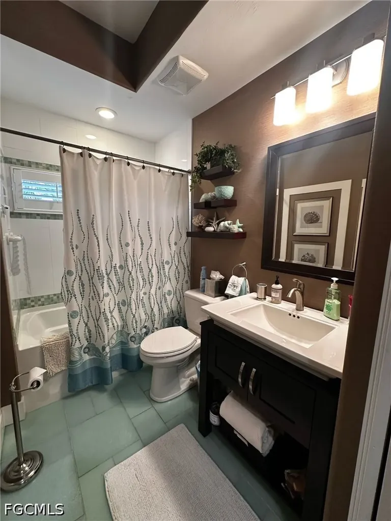 9170 Southmont Cove Fort Myers FL 33908