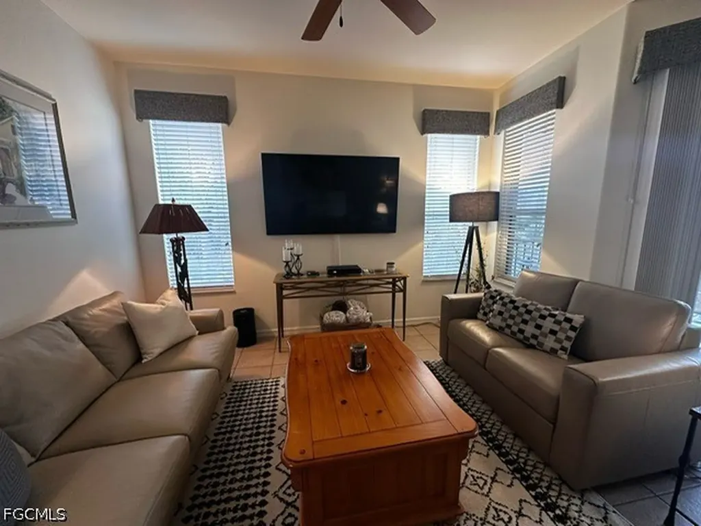 9170 Southmont Cove Fort Myers FL 33908