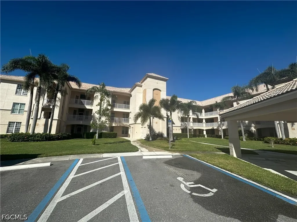 9100 Southmont Cove Fort Myers FL 33908