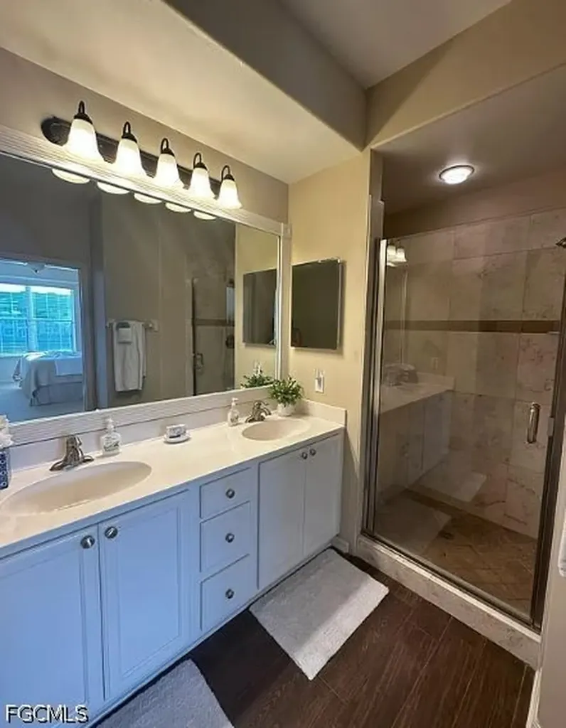 9100 Southmont Cove Fort Myers FL 33908