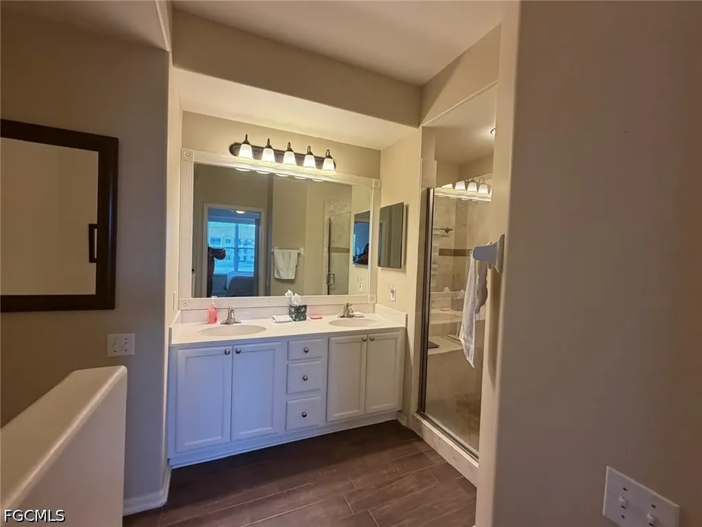 9100 Southmont Cove Fort Myers FL 33908