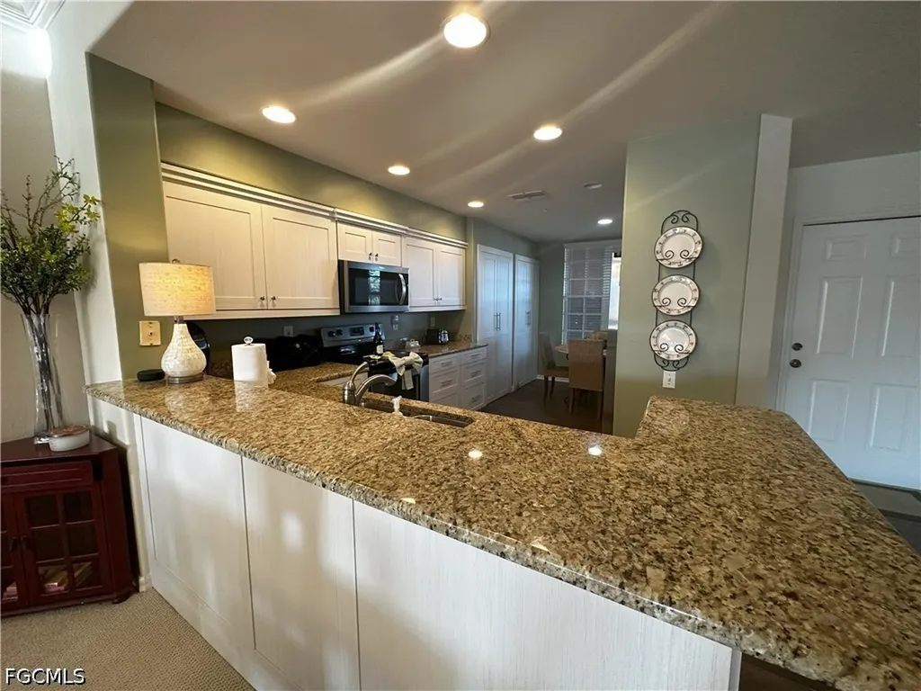 9100 Southmont Cove Fort Myers FL 33908