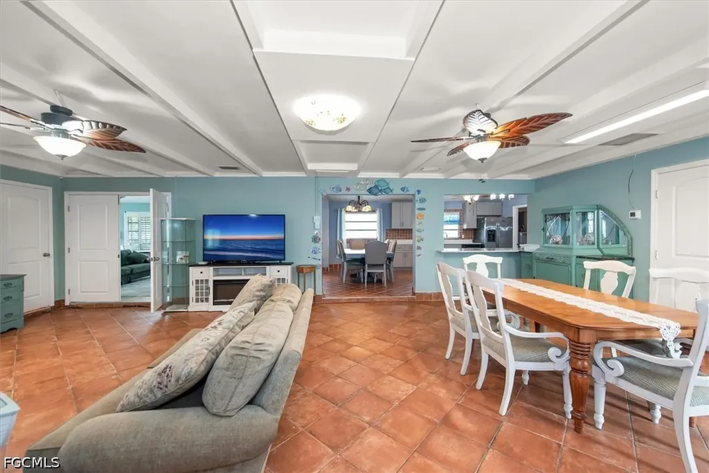1721 Club House Road North Fort Myers FL 33917