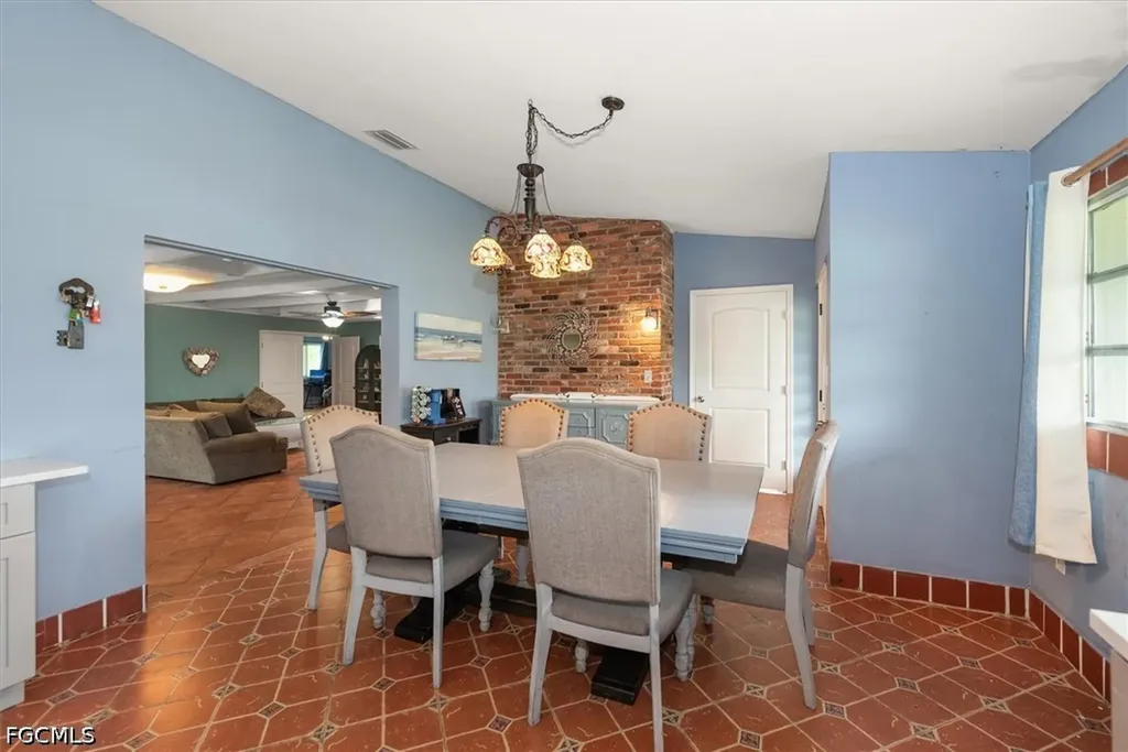 1721 Club House Road North Fort Myers FL 33917