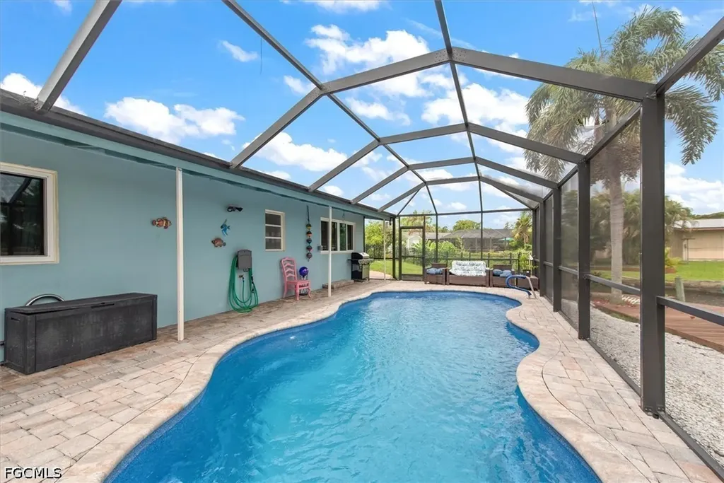 1721 Club House Road North Fort Myers FL 33917
