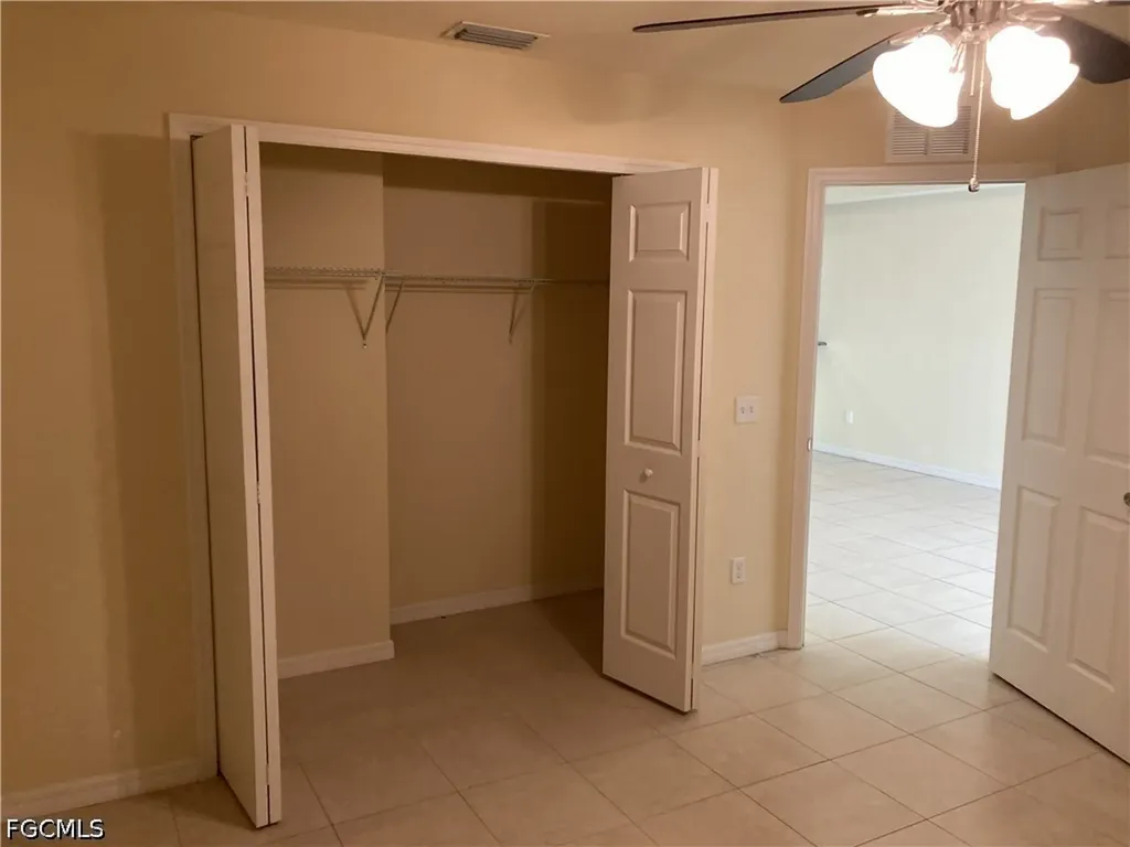 4415 SW 7th Place Cape Coral FL 33914