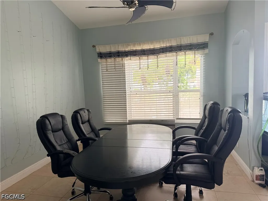 247 SE 6th Street Cape Coral FL 33990