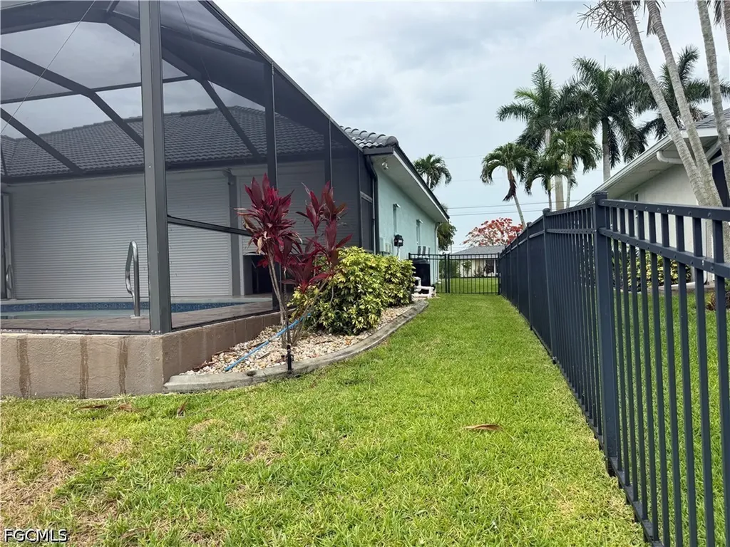 247 SE 6th Street Cape Coral FL 33990
