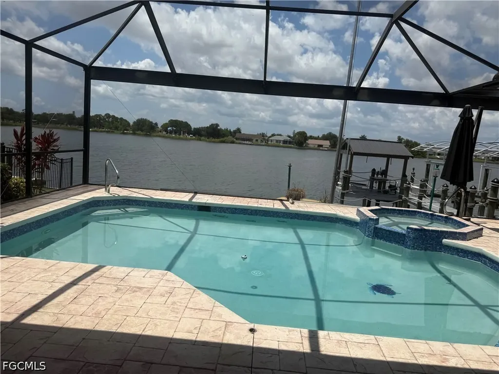 247 SE 6th Street Cape Coral FL 33990
