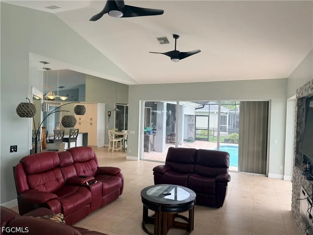 247 SE 6th Street Cape Coral FL 33990