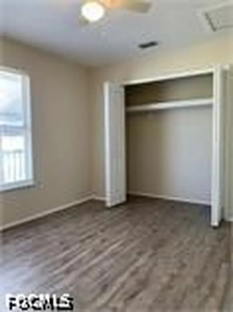 3325 SE 15th Place Cape Coral FL 33904