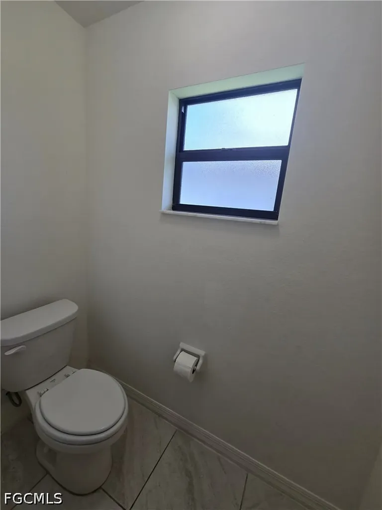 329 SW 21st Lane Cape Coral FL 33991