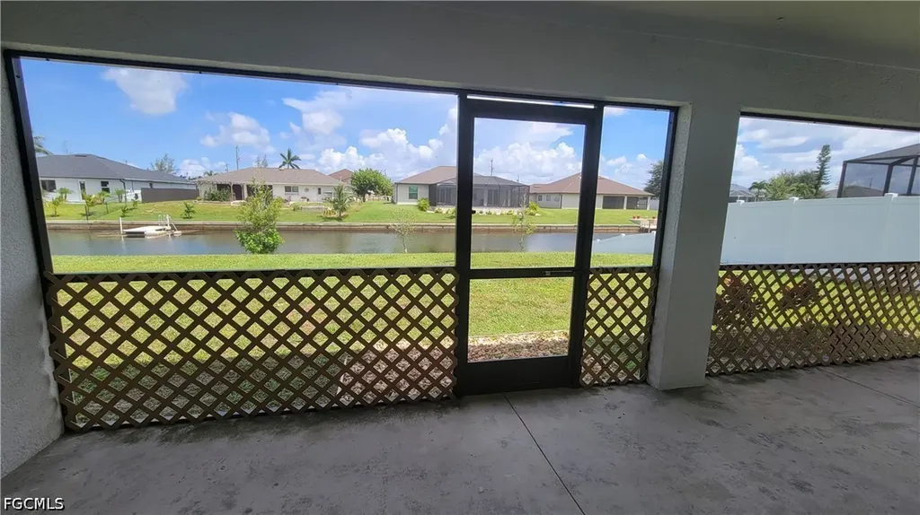 329 SW 21st Lane Cape Coral FL 33991