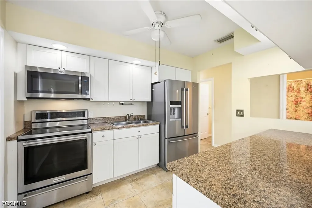 8 Tangerine Court Lehigh Acres FL 33936