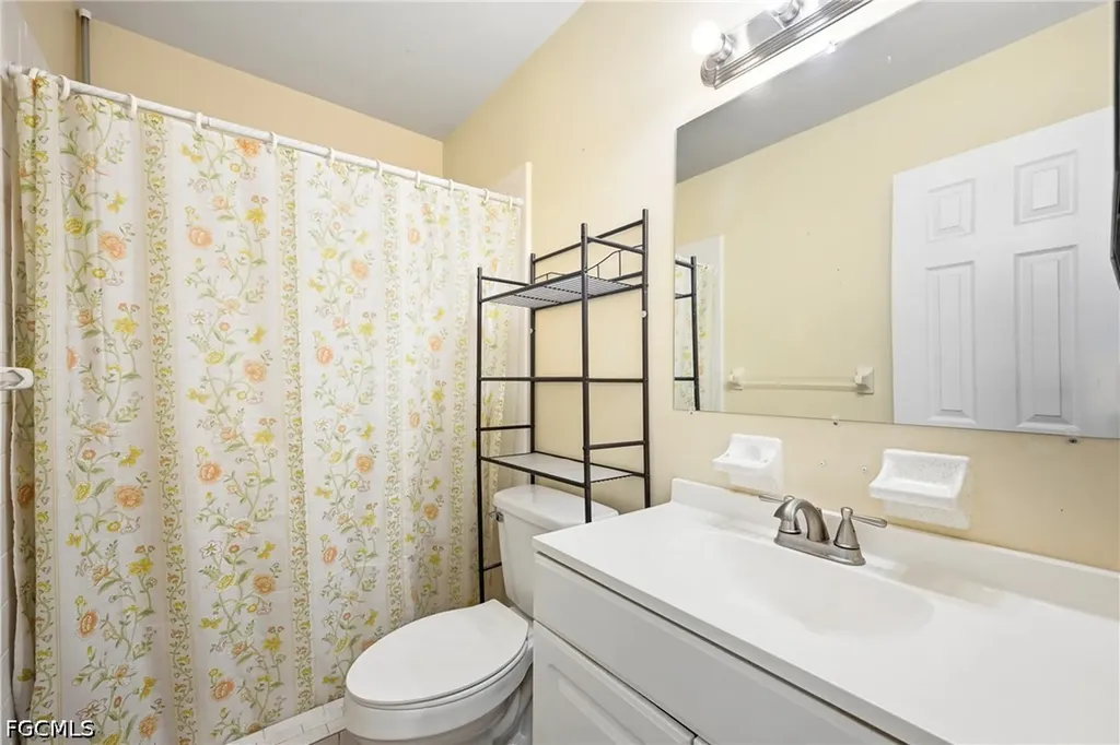 8 Tangerine Court Lehigh Acres FL 33936