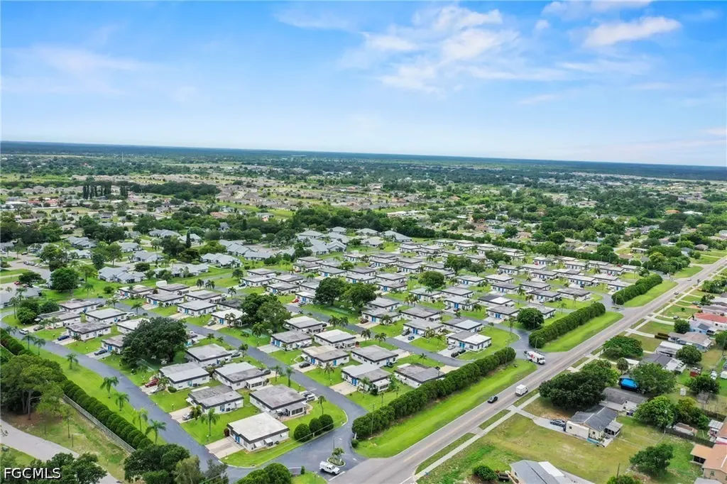 8 Tangerine Court Lehigh Acres FL 33936