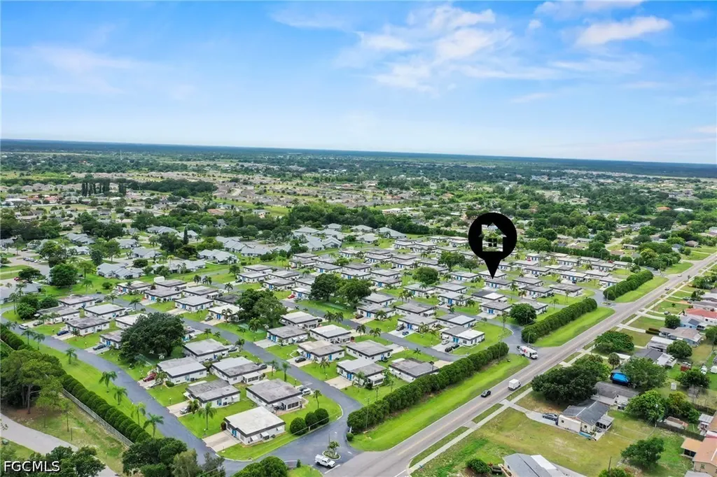 8 Tangerine Court Lehigh Acres FL 33936
