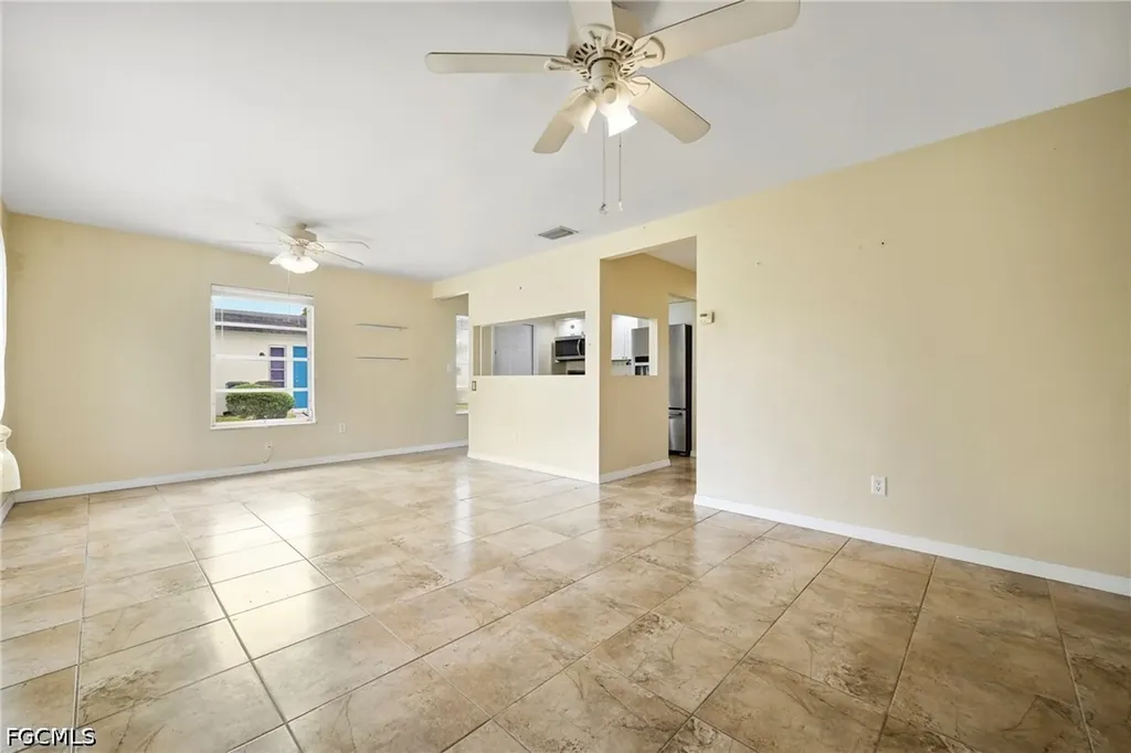 8 Tangerine Court Lehigh Acres FL 33936