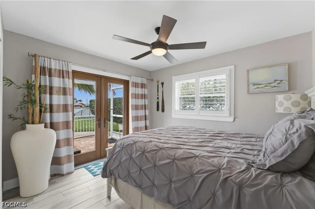 858 SE 1st Terrace Cape Coral FL 33990