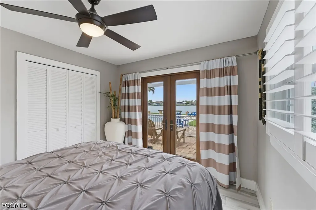 858 SE 1st Terrace Cape Coral FL 33990