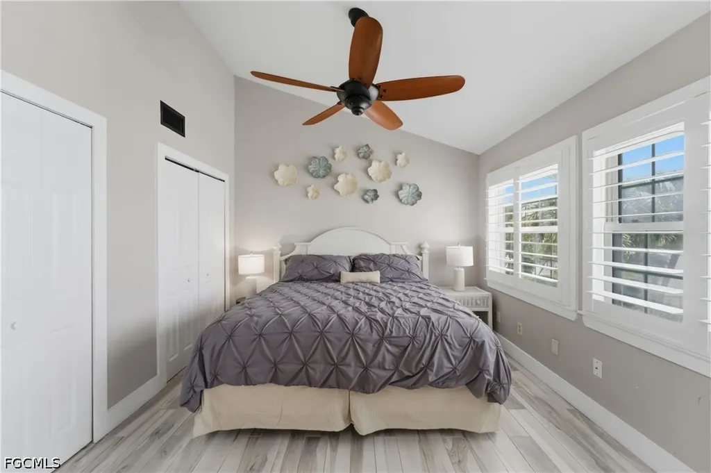 858 SE 1st Terrace Cape Coral FL 33990