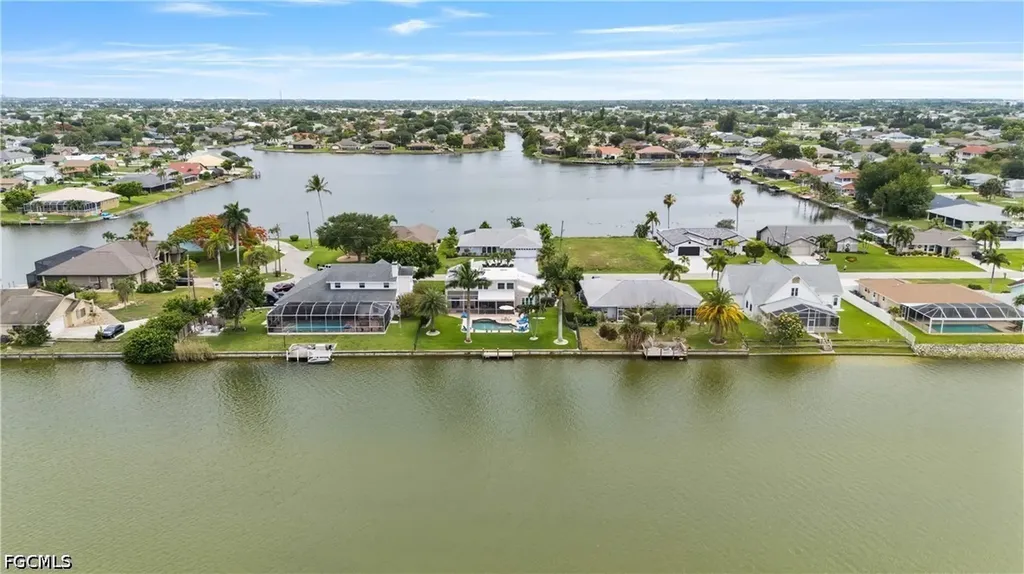 858 SE 1st Terrace Cape Coral FL 33990