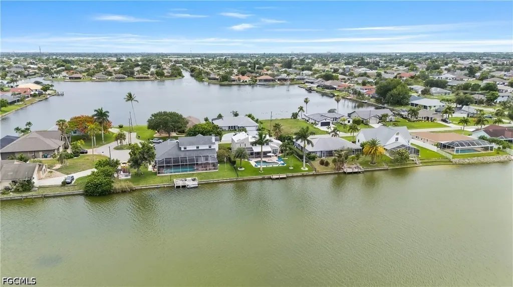 858 SE 1st Terrace Cape Coral FL 33990