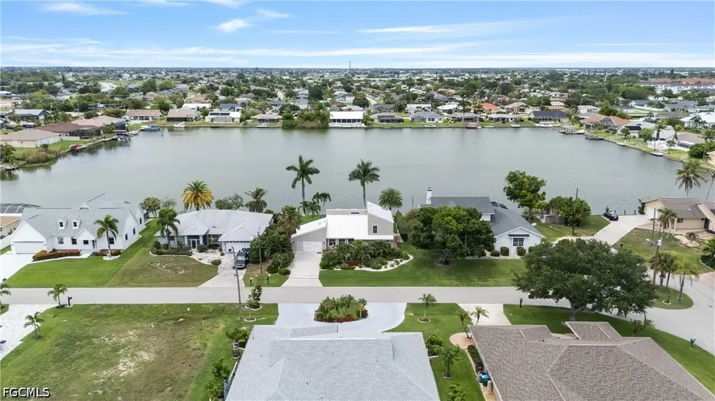 858 SE 1st Terrace Cape Coral FL 33990