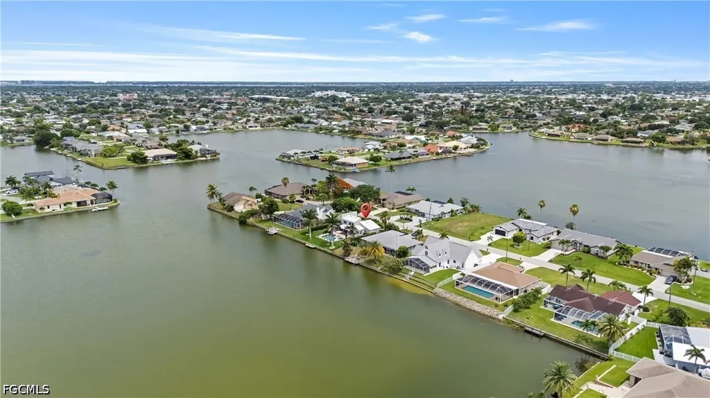 858 SE 1st Terrace Cape Coral FL 33990